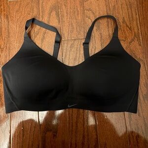 Nike Alate Sports Bra Medium C-E cup